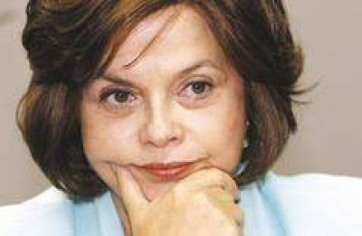  Rousseff ampl�a su ventaja y pide a los privados que den m�s cr�dito al Estado  