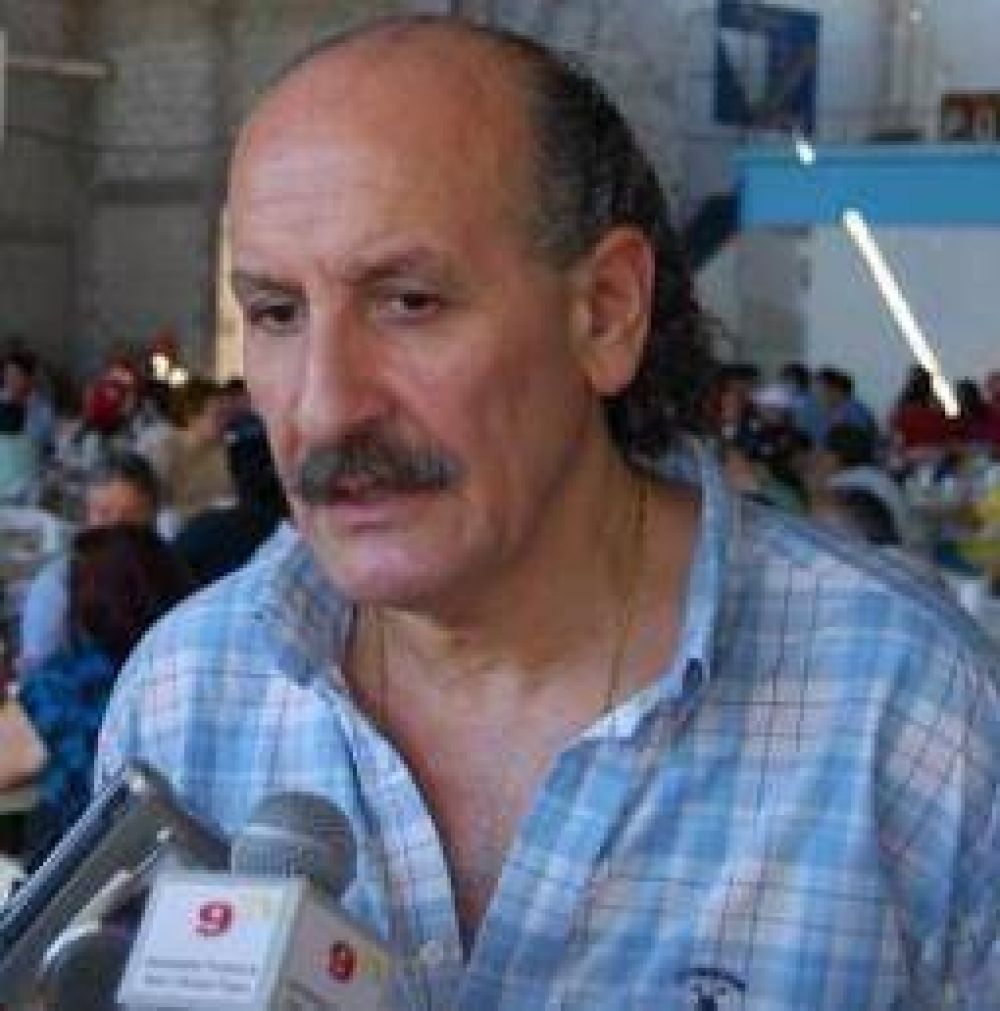 Jorge Yoma tambi�n se subi� a la ola minera del gobierno provincial