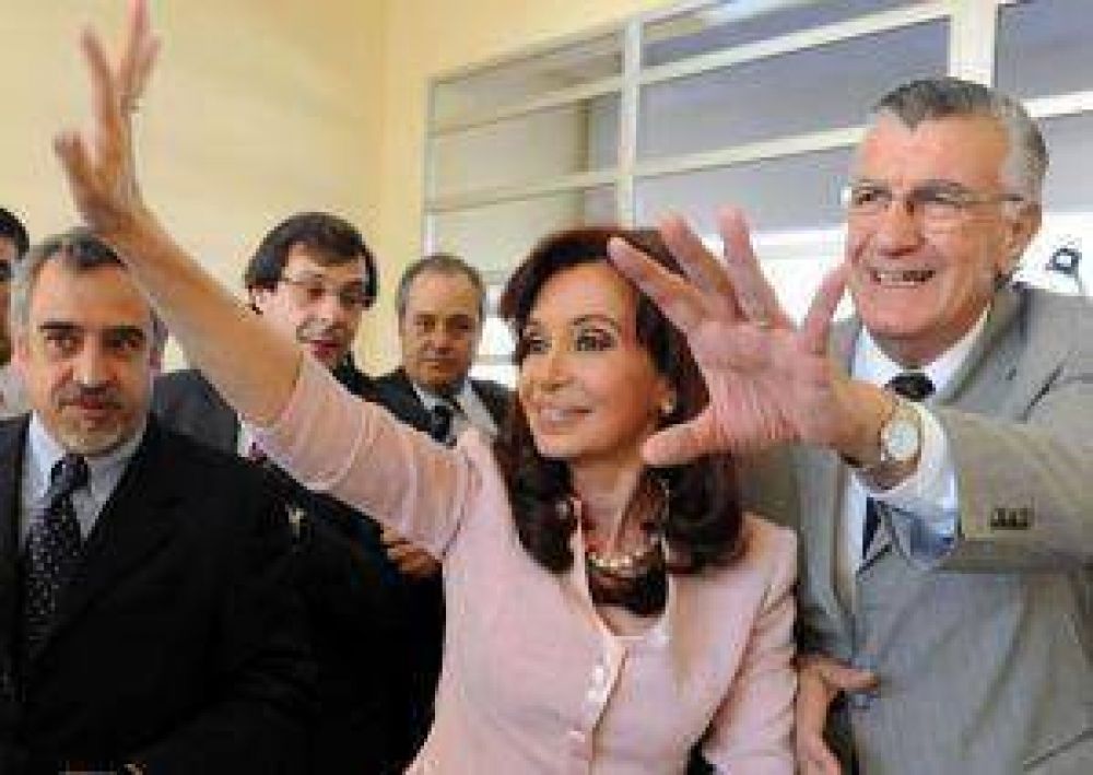 Cumbre del Mercosur: Hoy llega a San Juan Cristina Fern�ndez   
