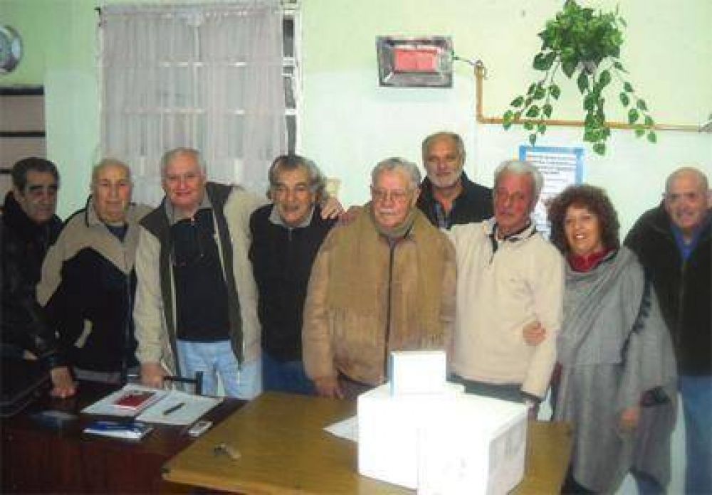 JUBILADOS PERGAMINENSES Recibieron 150 vacunas trivalentes