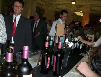 SE ULTIMAN DETALLES PARA LA EXPOVINOS 2010