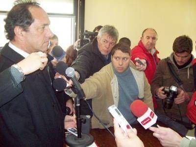 Scioli entreg� $ 420 mil, una ambulancia e inaugur� el Jard�n 915