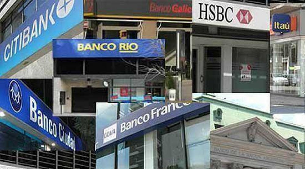 Las medidas para reforzar la seguridad en horario de bancos tambi�n ponen el ojo en los empleados