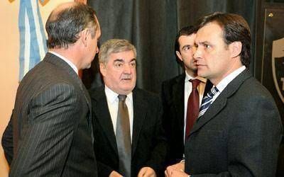 Licitaci�n y t�tulos en la nueva agenda comodorense de Das Neves