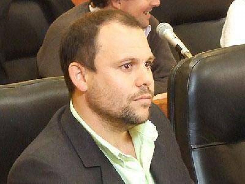 SAN VICENTE | CONCEJO DELIBERANTE Seg�n Nelson, el arcurismo y el goyismo llevan adelante �una pol�tica vieja y ego�sta�