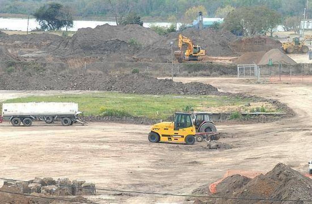 Comenz� el movimiento de tierras para la usina Brigadier L�pez