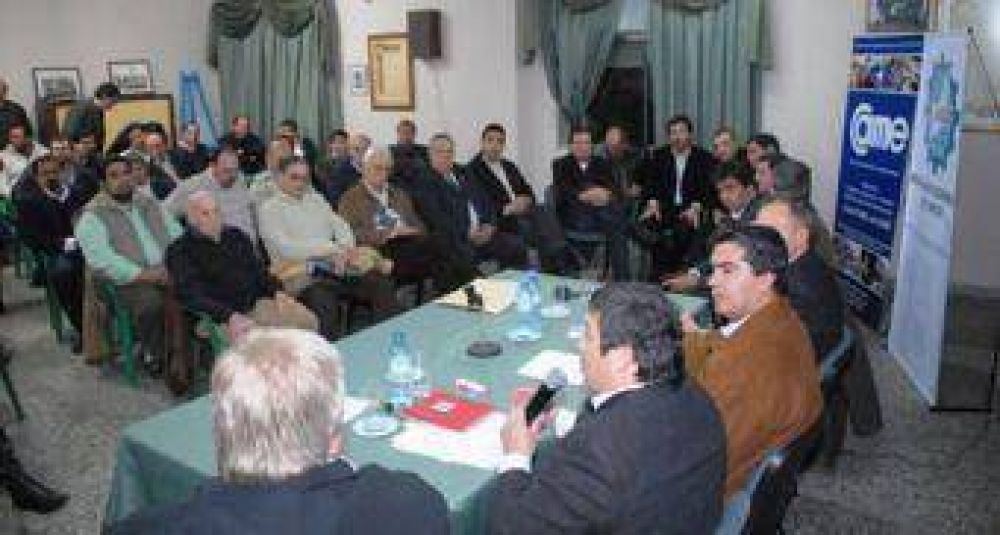Capitanich se reuni� con representantes del sector empresario