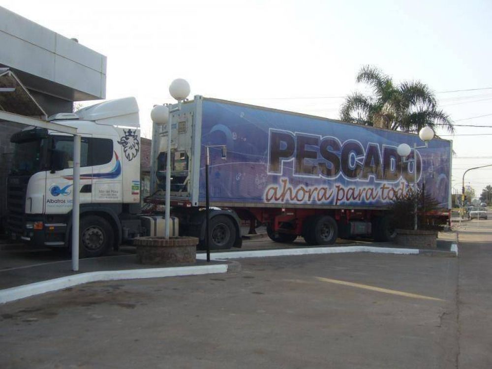 San Andres de Giles - Notable repercusi�n del programa ��Pescado, ahora para todos�� 3.000 vecinos compraron 4.000 kilos en 2 d�as.