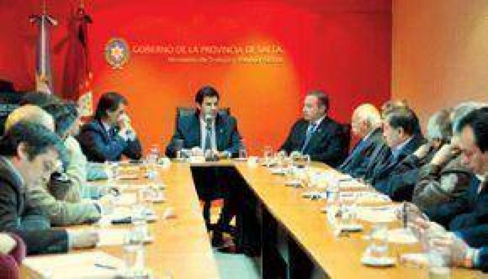 Gremios, empresas y gobierno se unen contra el trabajo en negro en Salta