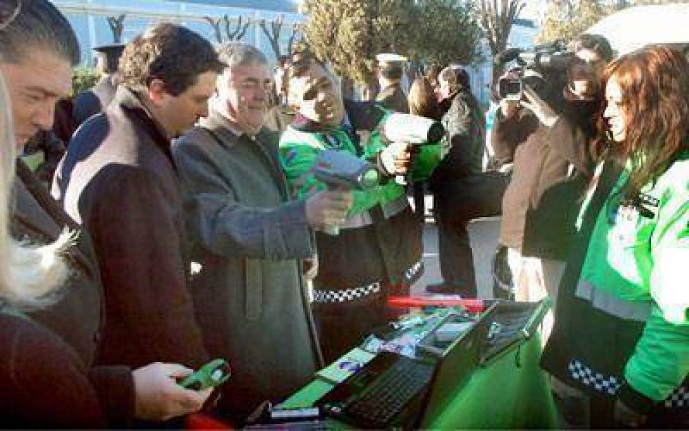 Tres veh�culos sum� la Agencia de Seguridad Vial