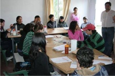 Oficina de Empleo Municipal  Contin�a la inscripci�n para el Programa �J�venes con M�s y Mejor Trabajo�