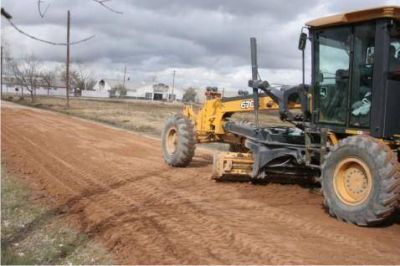 Por tema seguridad y obras en las calles  El Municipio mantuvo reuniones con autoridades de la Sociedad de Fomento de San Cayetano y realiz� mejoras en el barrio