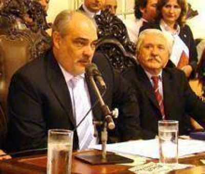 Pruyas estar�a junto a Ricardo