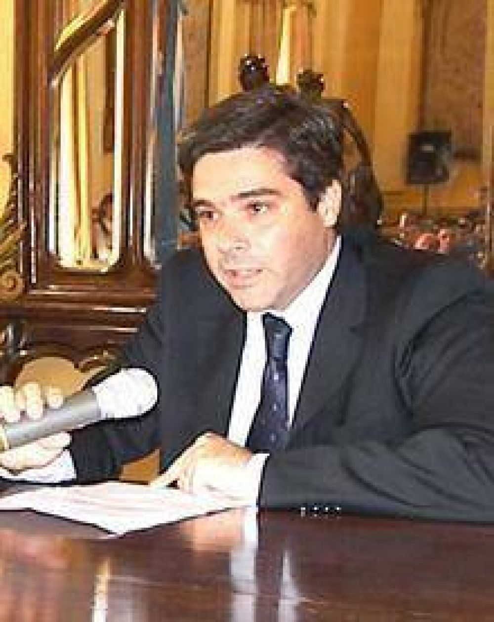 Fiscal Castello desminti� renuncia 