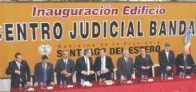 �Santiago crece de manera avasallante�