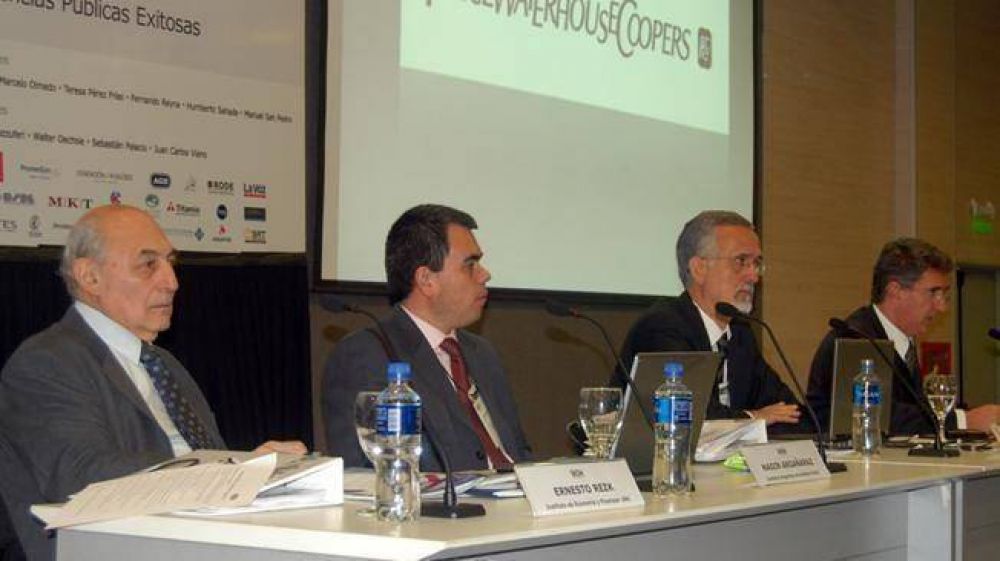 Para la UCR, los concursos deben realizarse en 2012