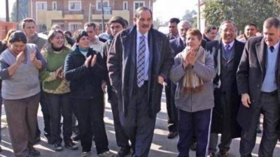 Alperovich anunci� obras por $55 millones
