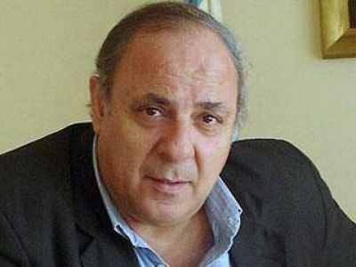 Bilardo asegur� que �entre todos debemos aportar para lograr una soluci�n�