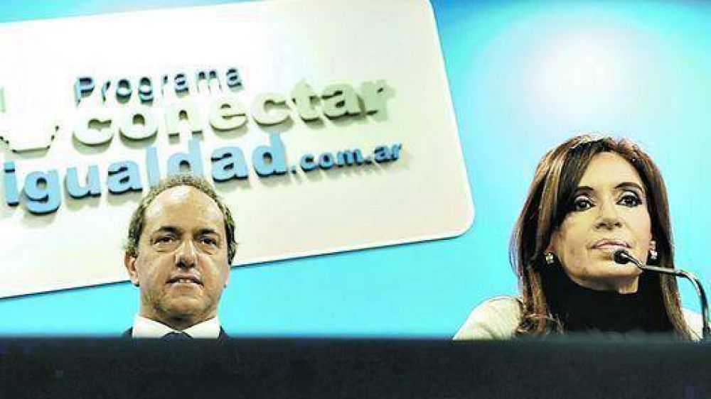Cristina dijo que quieren �desbaratar� el Estado