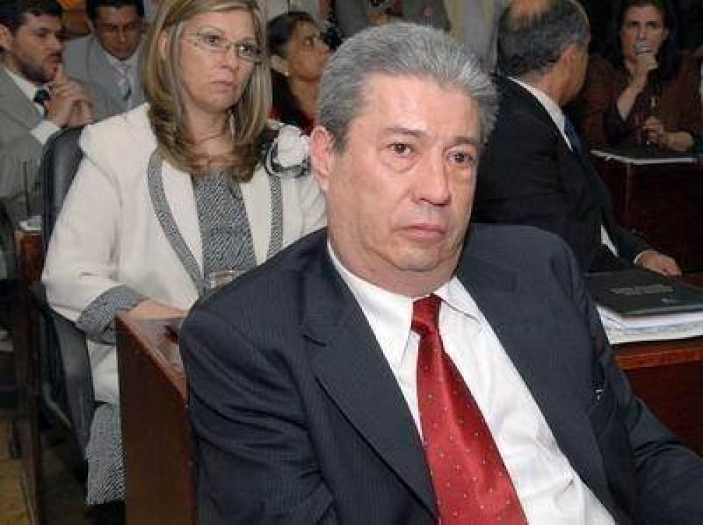 Barrionuevo compr� m�s de 2 mil entradas para el circo
