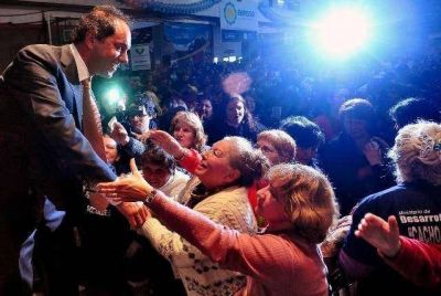 Scioli tendr� su propio multimedio para la campa�a electoral