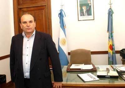 Un peronista de la Quinta Secci�n para acompa�ar a Scioli en la f�rmula