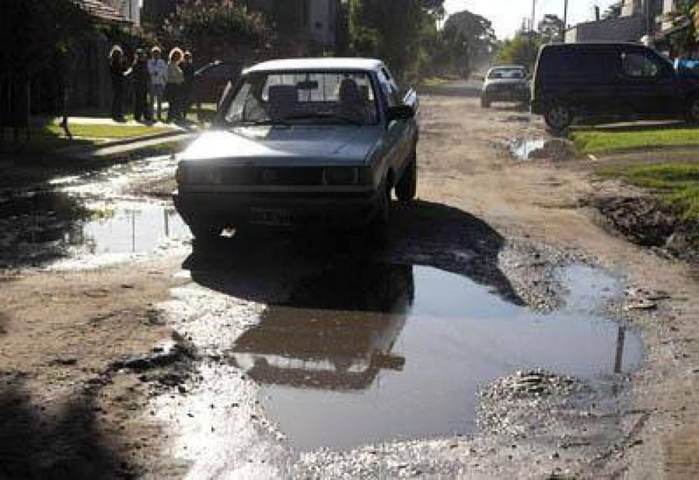 Fomentistas reclaman el arreglo de calles y modificaci�n de convenios