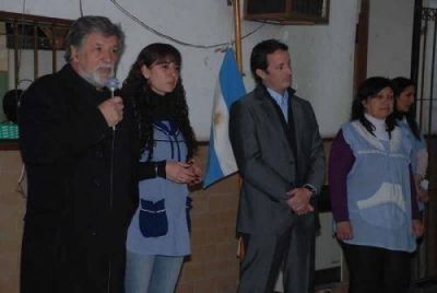 La Fundaci�n �Pupi� entreg� juguetes a m�s de 400 chicos de un Jard�n de Infantes en Fiorito