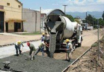 En capital, $ 1 de cada $ 10 es para pavimento