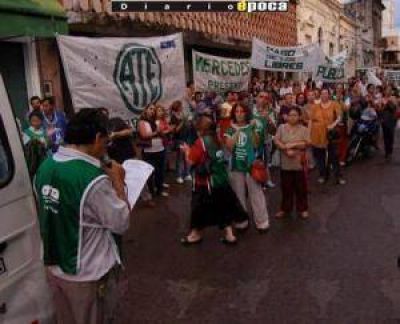 ATE y CTA convocaron a un paro y movilizaci�n el pr�ximo jueves