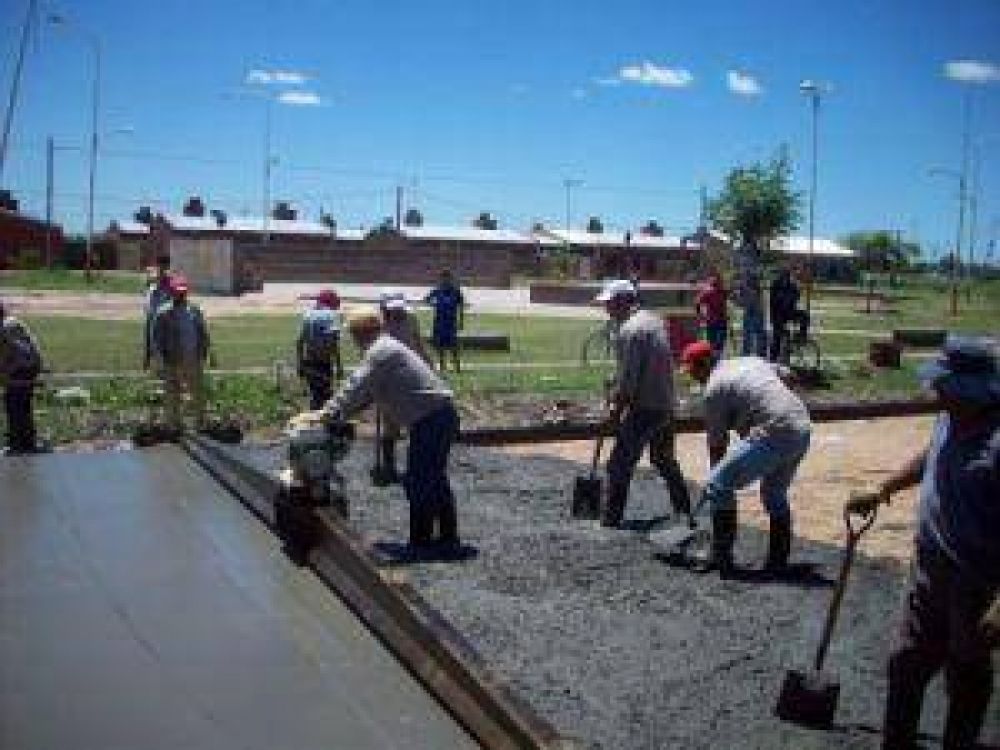 Municipio y Provincia planifican el pavimento social