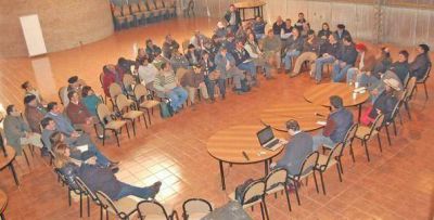Ruralistas reunidos en Saladillo dijeron "no a las retenciones"