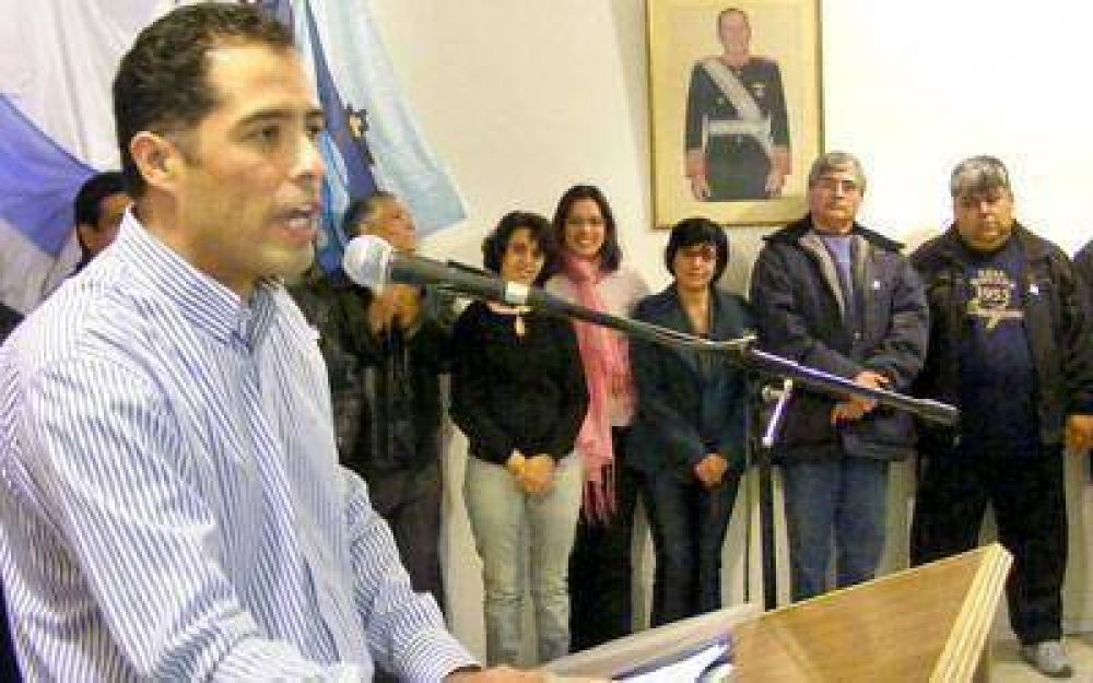 Quiroga lanz� su agrupaci�n pero neg� su candidatura