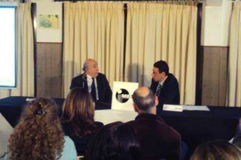 Con gran asistencia de gente Se hizo la �Jornada de Autonom�a Municipal�