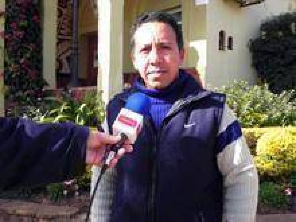 Carlos Vel�zquez, electo por quinta vez consecutiva 