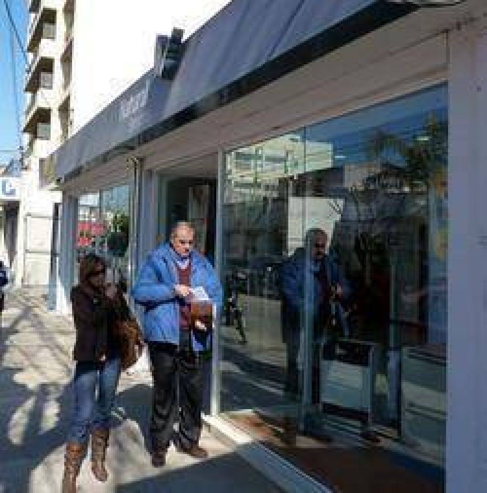 Concejales Frente por Campana: �No hay pretextos que justifiquen inaugurar una escuela en pleno invierno y sin el gas conectado�