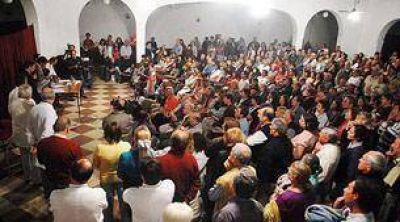  Ambientalistas intentar�n definir c�mo continuar�n su protesta  