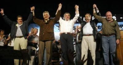 El peronismo opositor busca sofocar sus diferencias y sellar la unidad