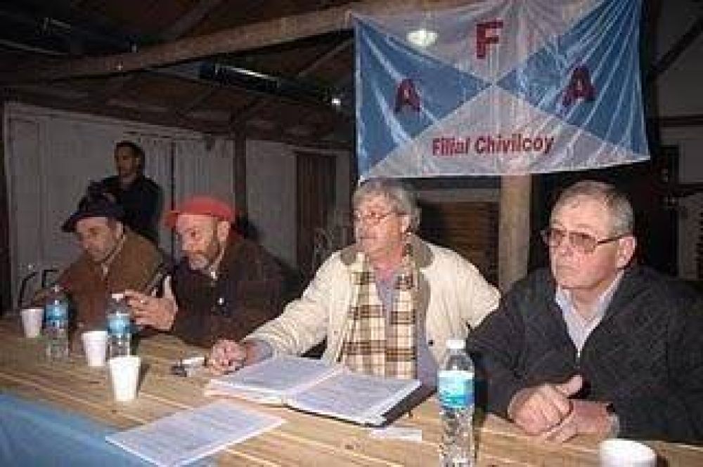 Buzzi estuvo en Chivilcoy para presidir una asamblea de FAA 