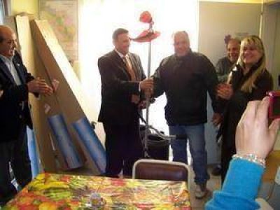Equipamiento para escuelas municipales