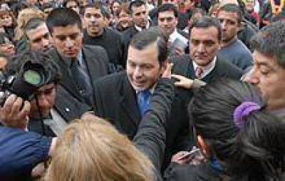 El gobernador inaugur� dependencias del centro de salud de Utepse 