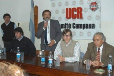 Asumi� formalmente la nueva Comisi�n Directiva del Comit� local de la UCR