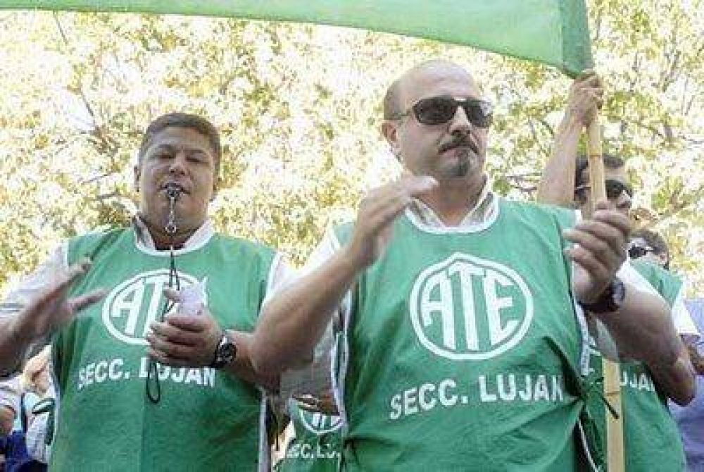 Los municipales est�n otra vez cerca del paro