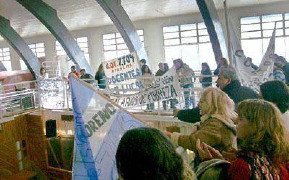 Docentes de zona sur advierten que peligra la continuidad de las clases