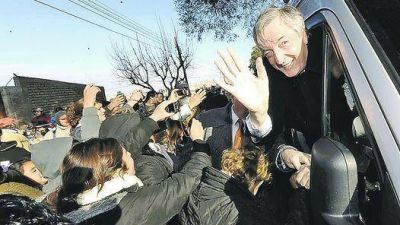 Kirchner busca seducir a todo el PJ para darle impulso a su candidatura
