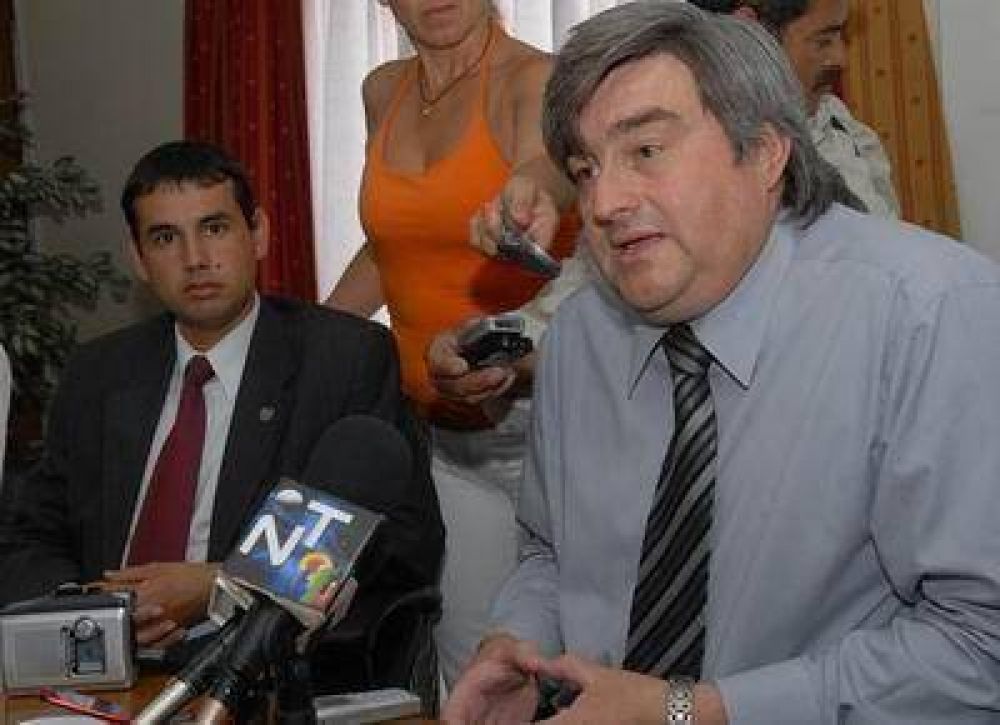 El Gobierno dice que, sin cr�dito, no se har�n obras importantes