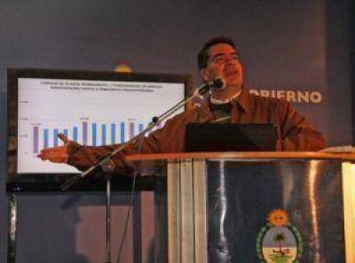 Capitanich anunci� pase a planta de empleados p�blicos contratados