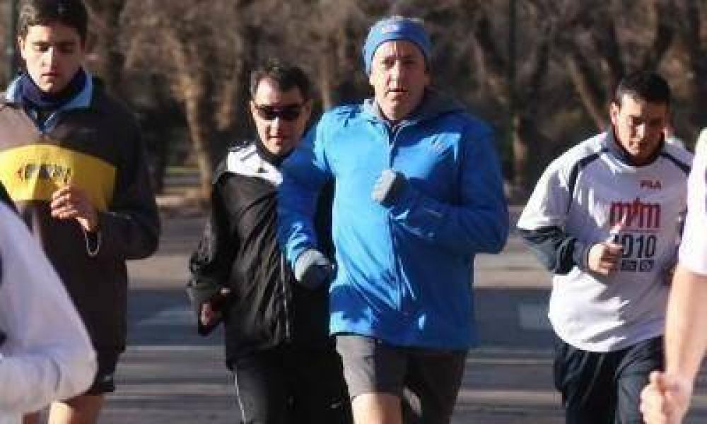Cobos: los dirigentes de la UCR piden llegar a un acuerdo para las elecciones 2011