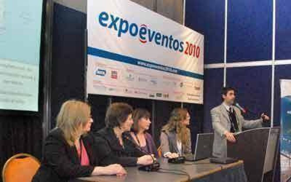 Comodoro promocion� sus virtudes como sede de eventos