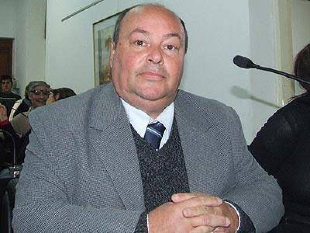 BROWN I CRISIS OPOSITORA En Brown, respaldan el alejamiento de Carri� del ACyS